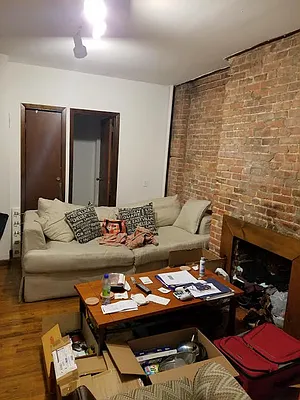 Rented by Chartwell Manhattan Realty | media 11