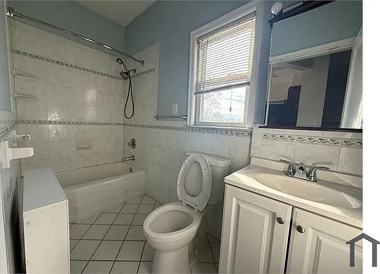 2 bed, $1,522 — Photo 4
