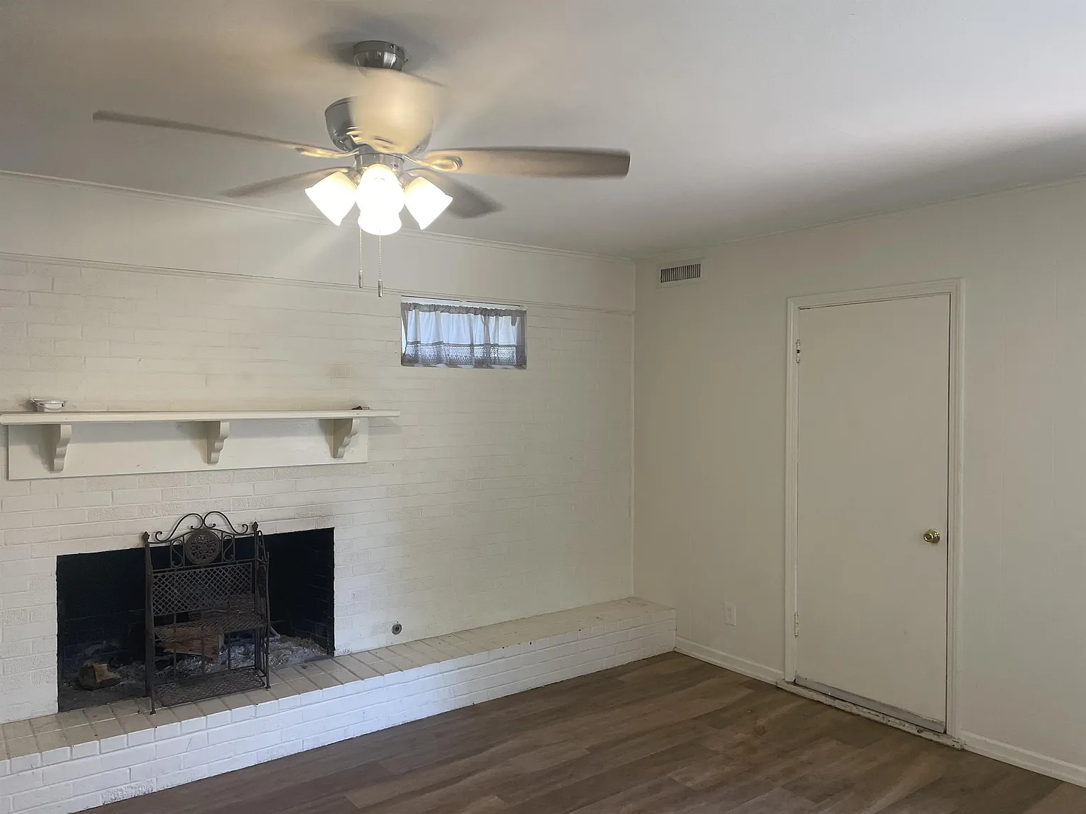 4739 Augusta Lane - 1 — Photo 4