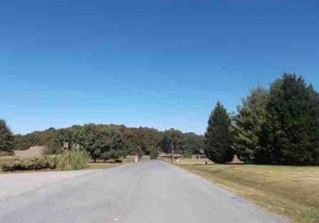 2nd image of 31 Summerwind Dr