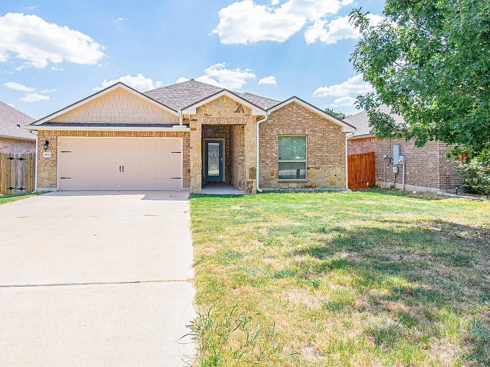 4831 Rosaline Dr