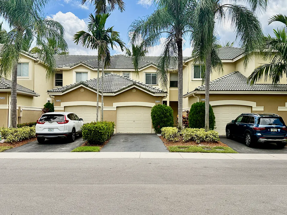 2122 Pasa Verde Ln #4-6