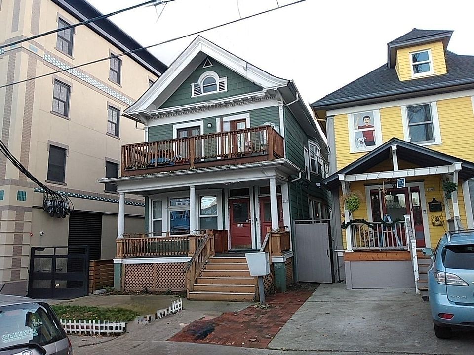 Small 4-plex