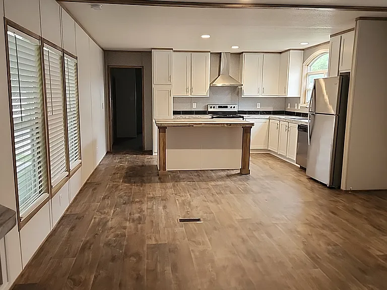 1342 N Granite Ave #150 — Photo 2