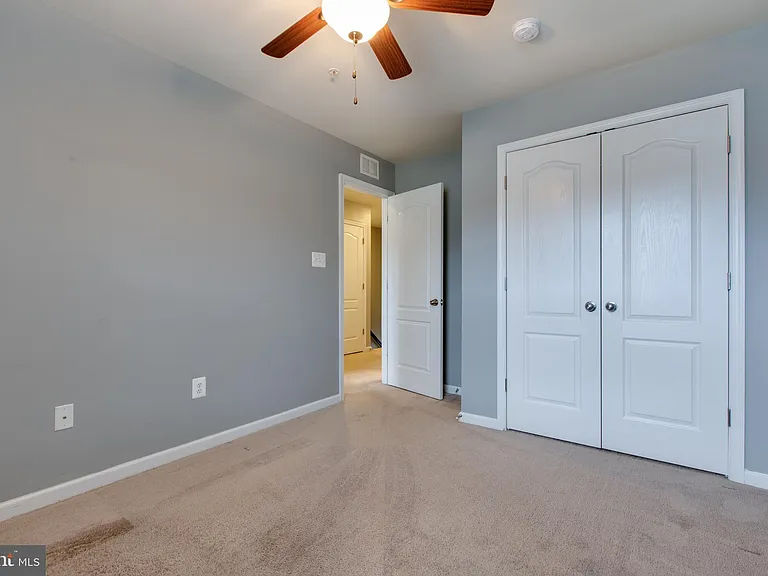 1314 Hawthorn Dr — Photo 29