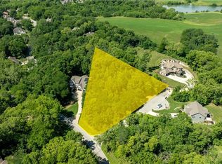 10309 Blakewood Dr, Kansas City, MO 64152