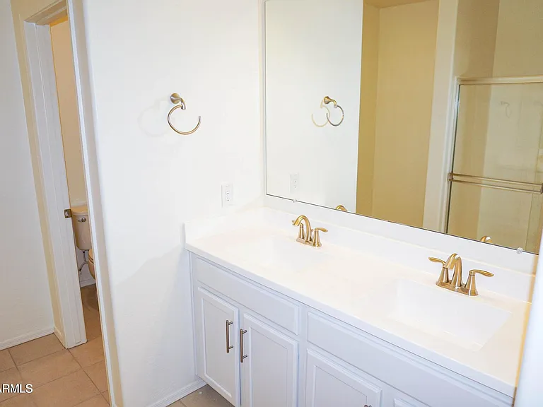 104 E Moonlight Trl — Photo 11