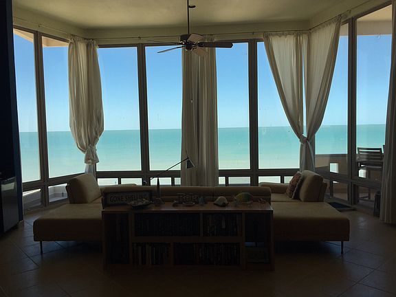 2nd image of Villa De Las Palmas #04