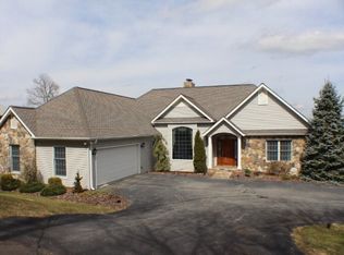 110 Woodcrest Rd, Glade Valley, NC 28627