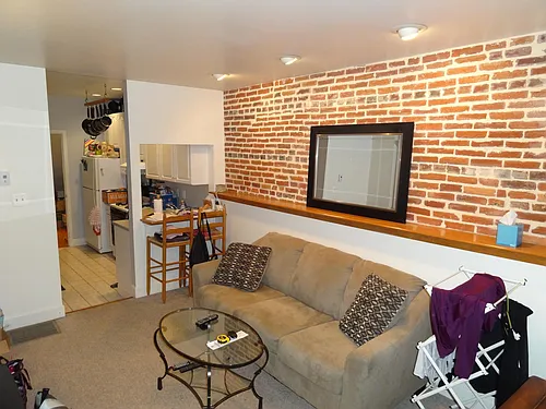 1119 William St Photo 1