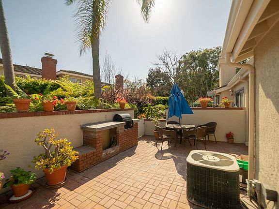 4th image of 5 Laguna Ct