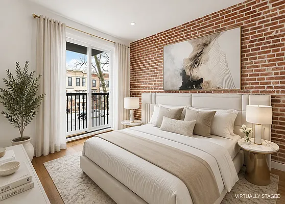 Bedroom, photo 1