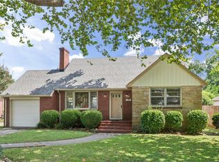 28 Randolph Rd, Newport News, VA 23601