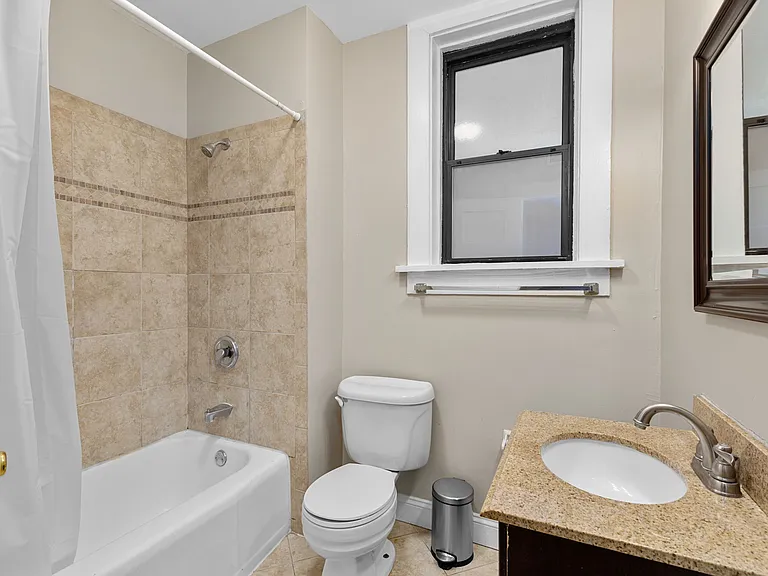 6010 Waterman Blvd — Photo 14