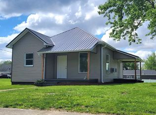507 W Oak St, Bicknell, IN 47512