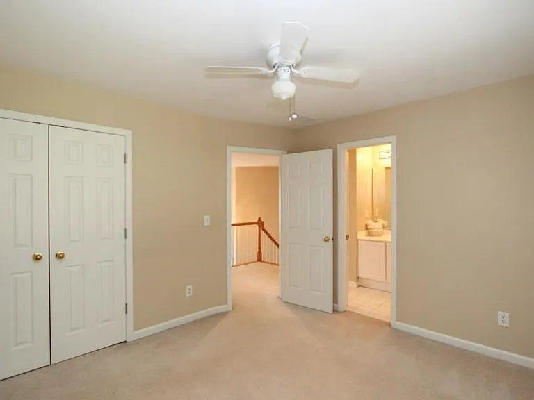 4310 Canterbury Walk Dr — Photo 17