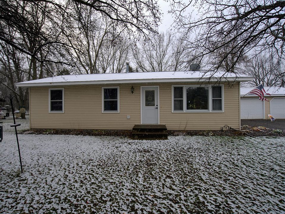 1st image of 720 W 9th St