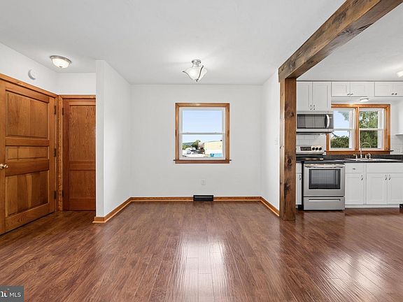5th image of 625 Gay St