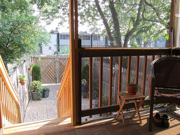 screened in back deck