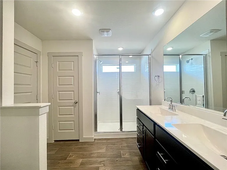 110 Krause Springs Dr — Photo 19