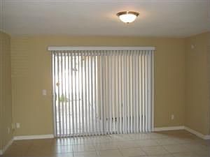 5th image of 133 W Olive Dr
