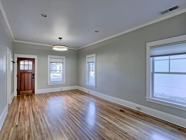 627 Laporte Ave — Photo 7