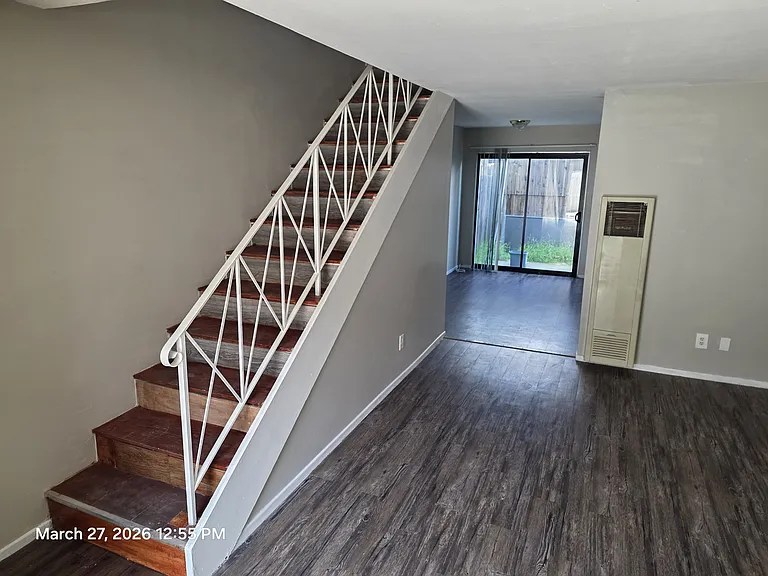 349 N Vecino Dr #4 — Photo 6