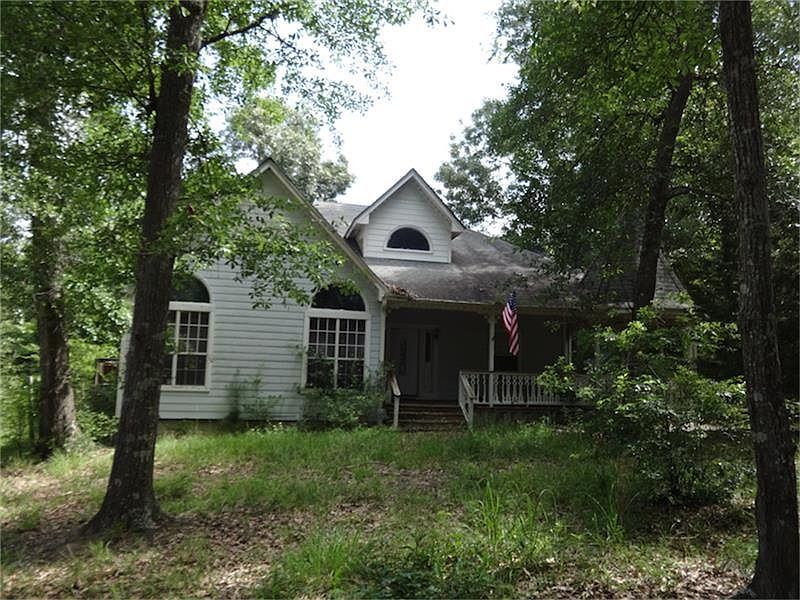 1st image of 15765 Tanglewood Dr