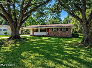 1242 W 18th St, Laurel, MS 39440