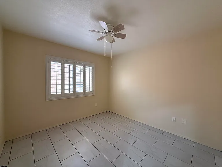 495 Edgefield Ridge Pl — Photo 4