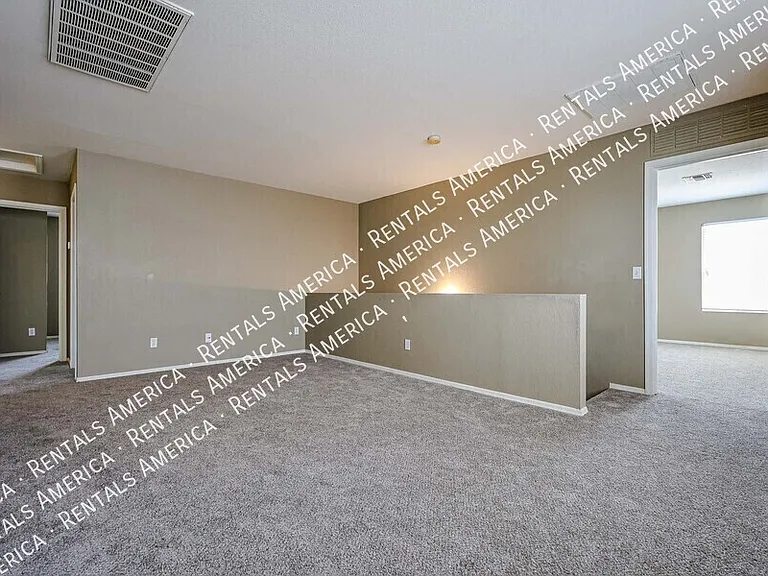 1356 E Clifton Ave — Photo 6