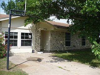 1st image of 2225 Biscayne Dr W