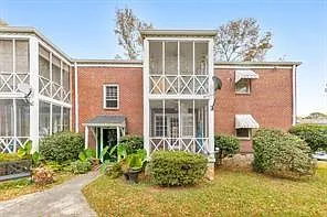 60 Delmont Dr NE #F2