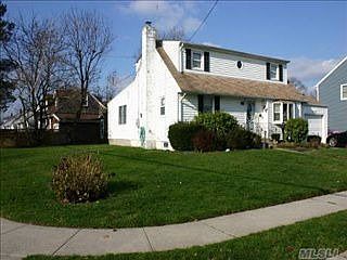 1st image of 73 Arlyn Dr E