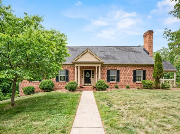 3605 Willow Lawn Dr, Lynchburg, VA 24503