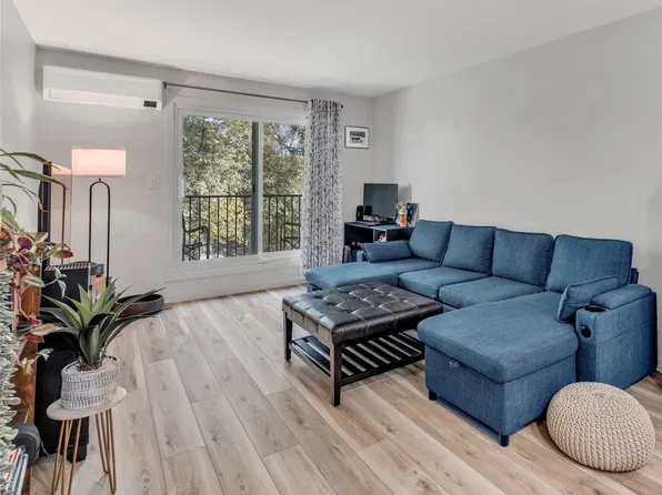 922 Dynes Ave #309, Penticton, BC V2A 1E8