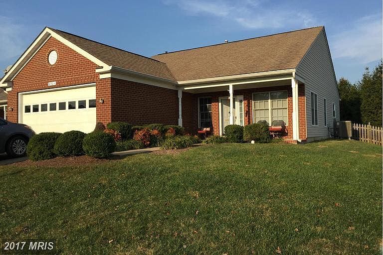 1st image of 6903 Castleton Dr