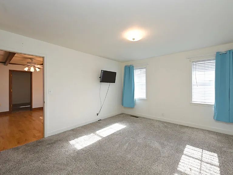 939 Sunset Dr #A — Photo 12