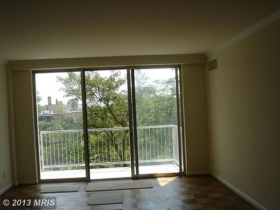 5th image of 4977 Battery Ln #1-716