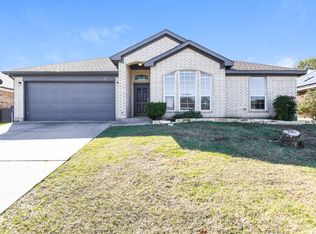 1007 Andrew St, Burleson, TX 76028