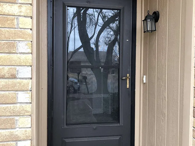 2417 Norway Dr — Photo 2