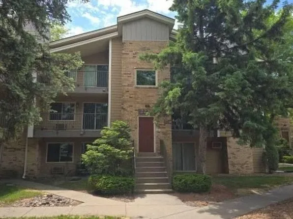 2220 Ridge Dr APT 11, Saint Louis Park, MN 55416