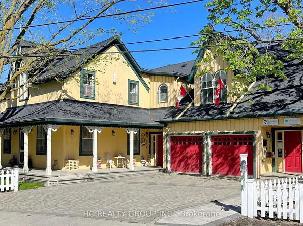 10 Station Ln, Markham, ON L3R 1R3