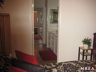 Master bedroom & bath