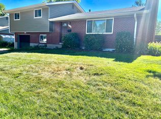 6260 S Monroe Dr, Centennial, CO 80121