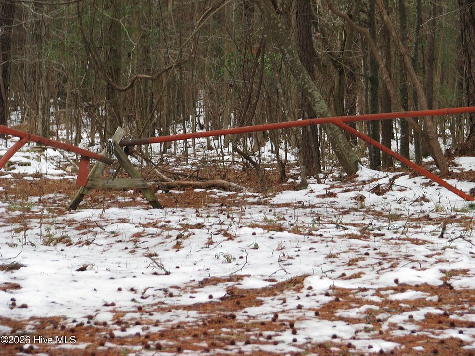 2nd image of 1381 Folly Road