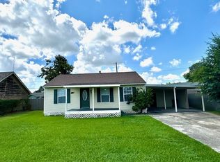 16 Hibiscus Rd, Sulphur, LA 70663