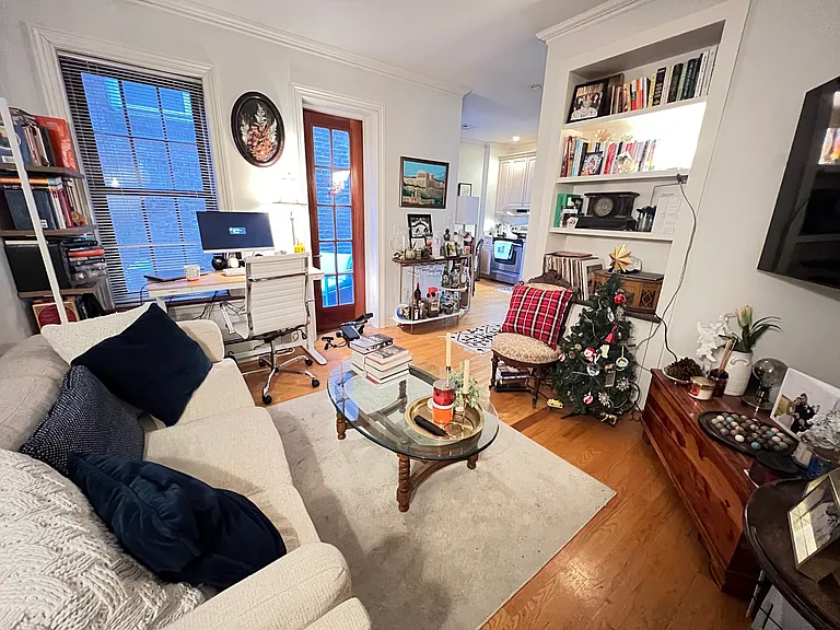 100 Salem St #1 — Photo 2