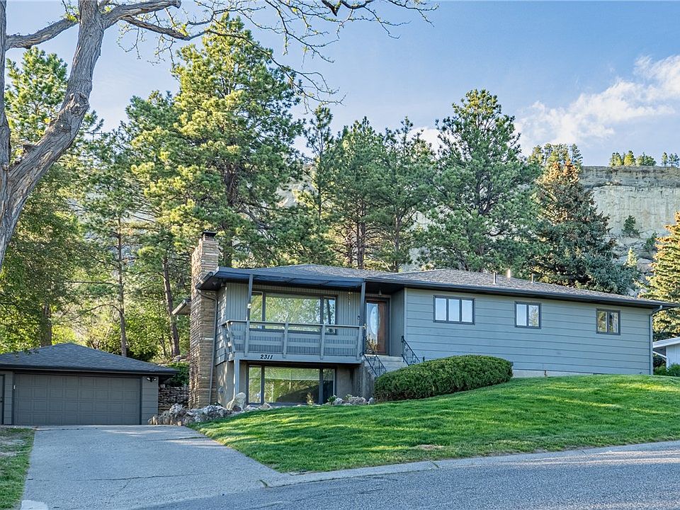 1st image of 2311 Fairway Dr