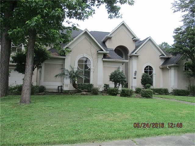 1st image of 608 Royal Oaks